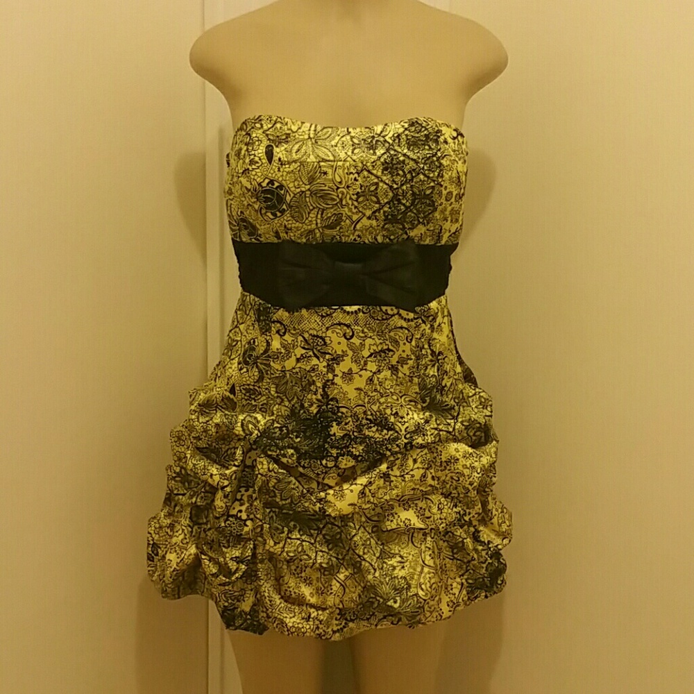 Super cute prom, dance, party  dress